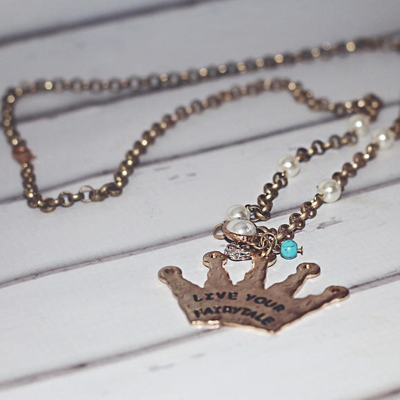 Live Your Fairytale Necklace - Picture 2 of 2
